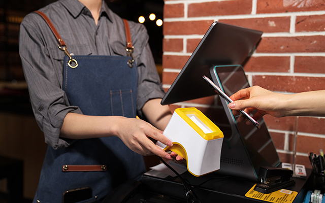 從數(shù)據(jù)驅(qū)動(dòng)到智能運(yùn)營，國產(chǎn)一體機(jī)主板賦能智慧新零售發(fā)展