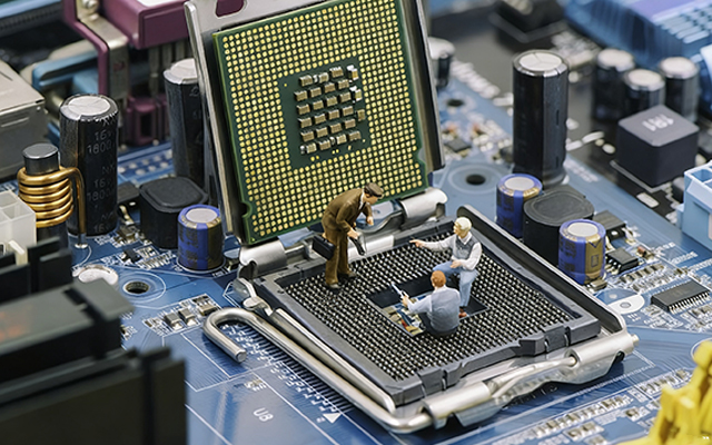 國(guó)產(chǎn)芯驅(qū)動(dòng)，高性能飛騰主板賦能工業(yè)智能化